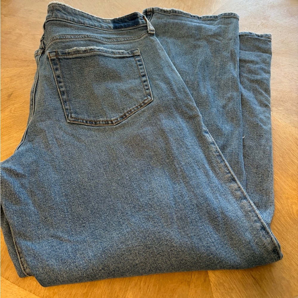 Hollister Low Rise Distressed Straight Blue Jeans